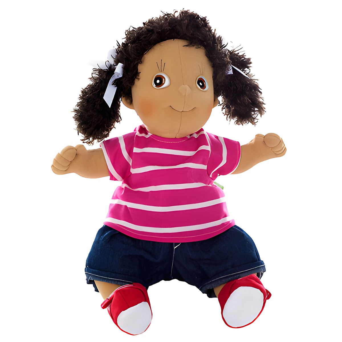 Rubens Puppe im pink gestreiften Shirt mit Jeans-Shorts und roten Schühchen